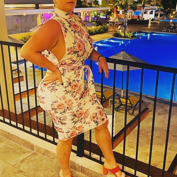 Women floral dress - Picture 2 of 4